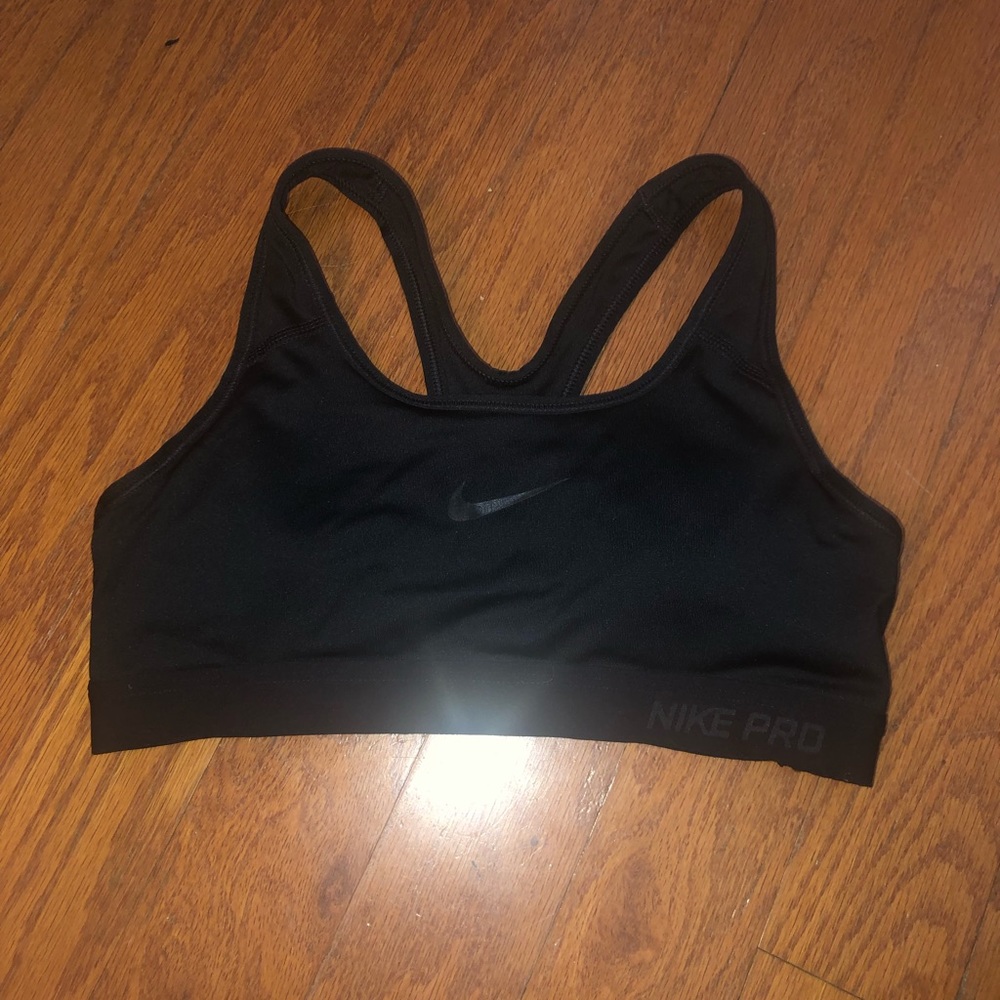 Black Nike sports bra